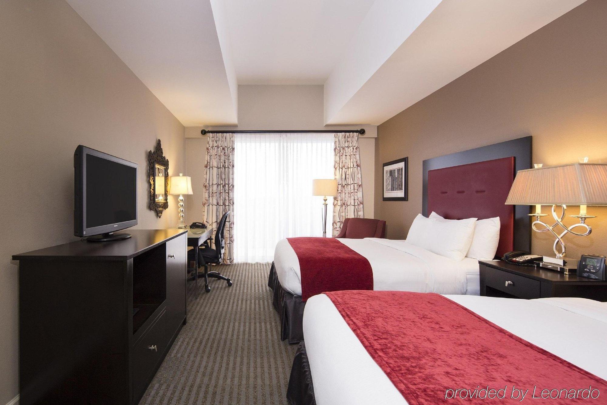 Doubletree By Hilton Hotel Raleigh - Brownstone - University Εξωτερικό φωτογραφία