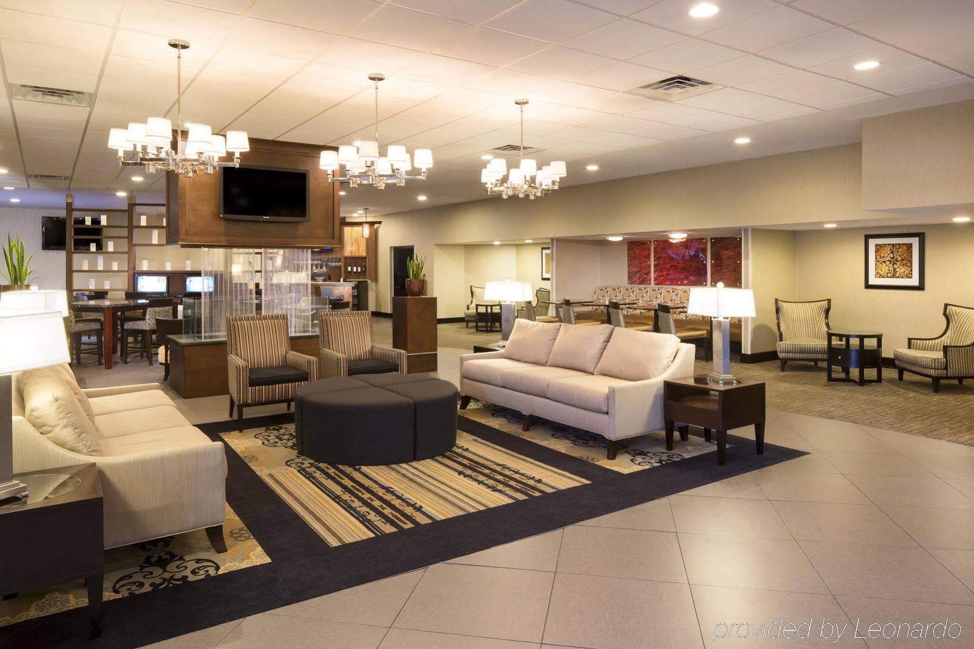 Doubletree By Hilton Hotel Raleigh - Brownstone - University Εξωτερικό φωτογραφία