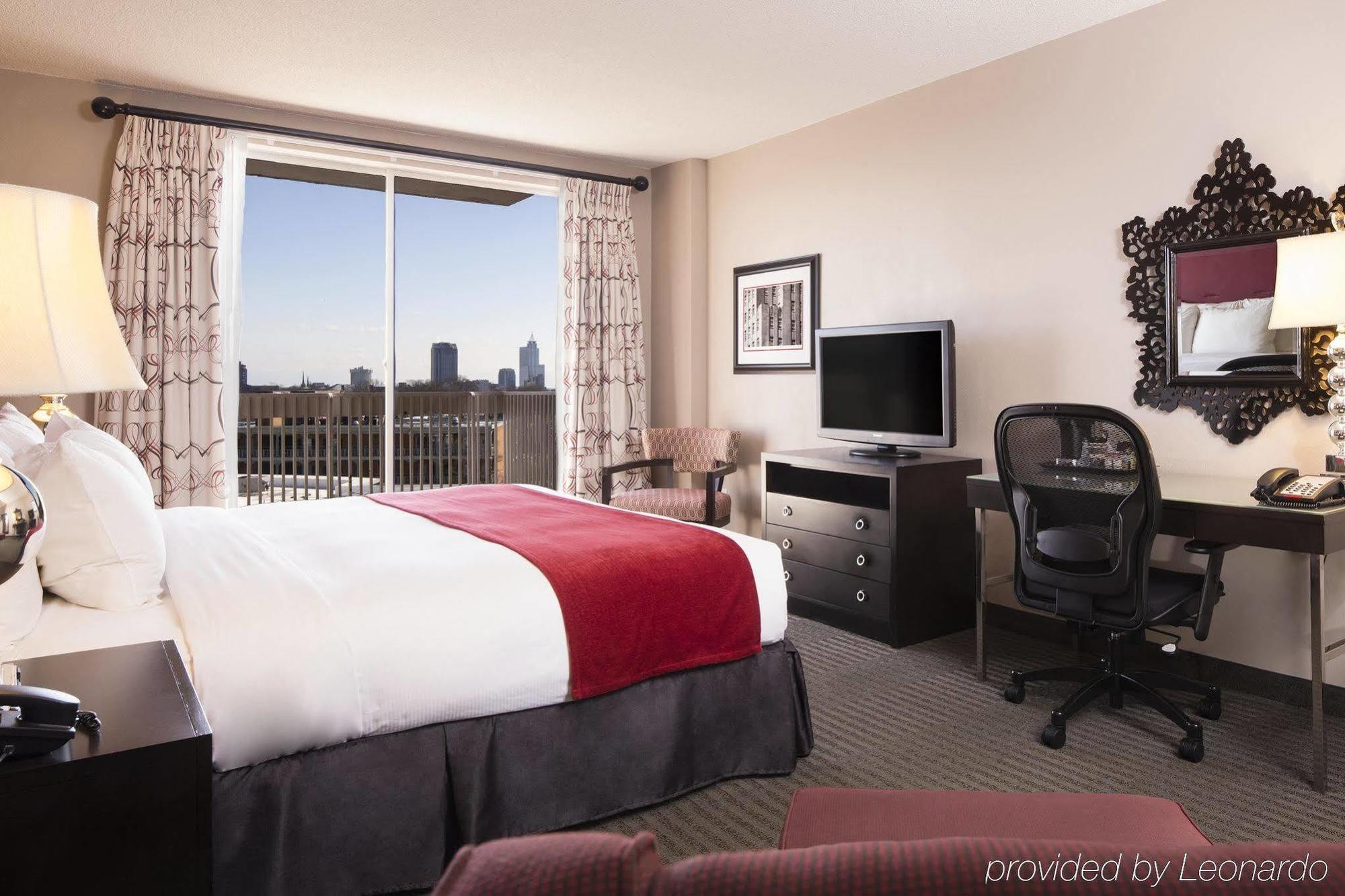 Doubletree By Hilton Hotel Raleigh - Brownstone - University Εξωτερικό φωτογραφία