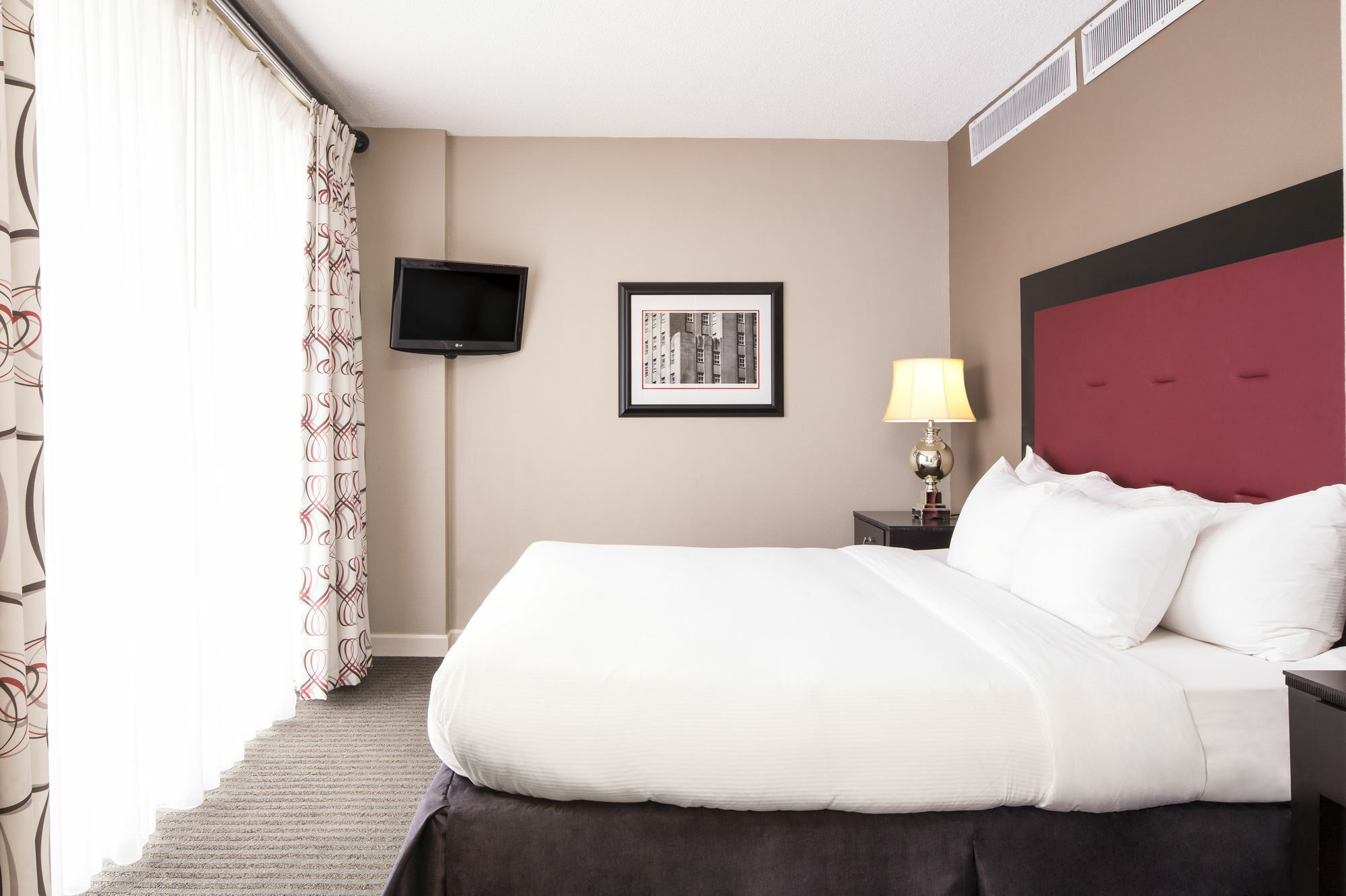 Doubletree By Hilton Hotel Raleigh - Brownstone - University Εξωτερικό φωτογραφία